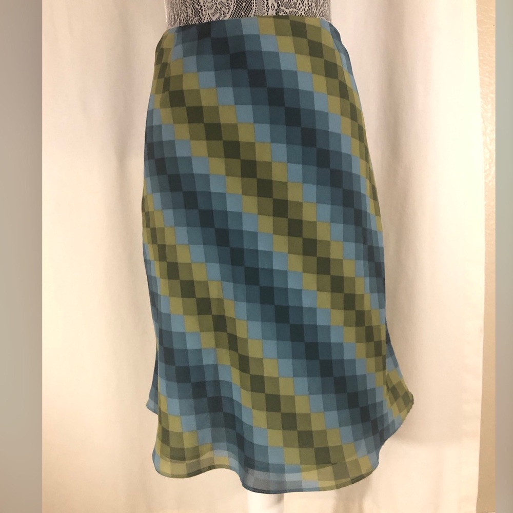 Ann Taylor Turq Lime Green Skirt Size 10.